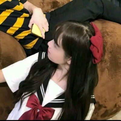 情侣头像 一男一女情头侧脸 侧身情侣头像一男一女