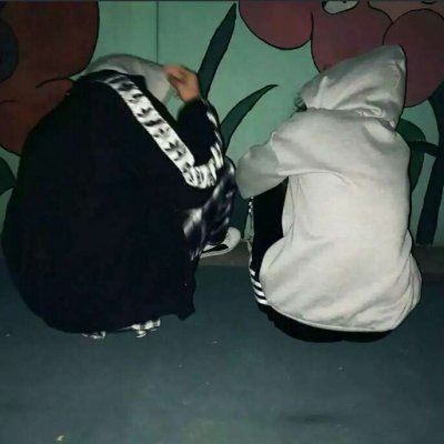 00后喜欢的情侣头像 00后个性情侣头像两张一对