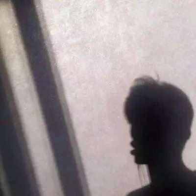 今天她也是如此个性情侣头像 个性情头过年