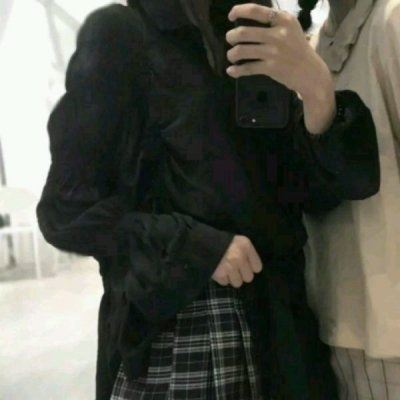 情侣头像上半身 半身情侣头像不要两人在一起