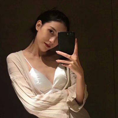 QQ情头一人一张 结婚的情头一人一半