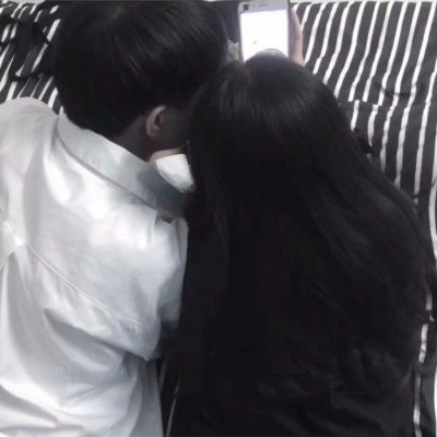 QQ情头一人一张 结婚的情头一人一半