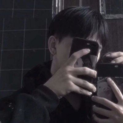 QQ情头一人一张 结婚的情头一人一半