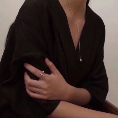 QQ情头一人一张 结婚的情头一人一半