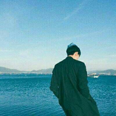 背景是蓝天白云的情头 男女情头 带蓝天白云的