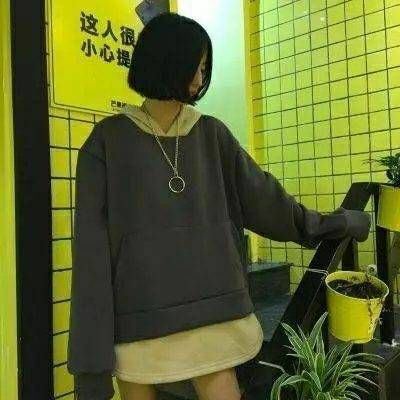 低调情侣头像一人一半 低调的情侣头像一人一张