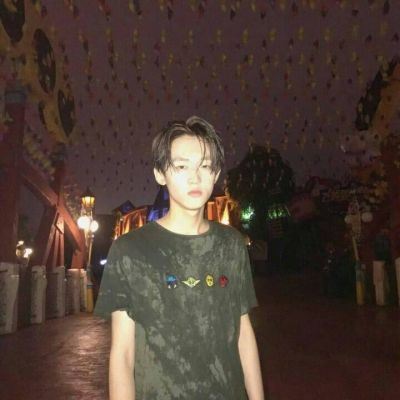 qq情头一人一张图片 网图情头一人一张