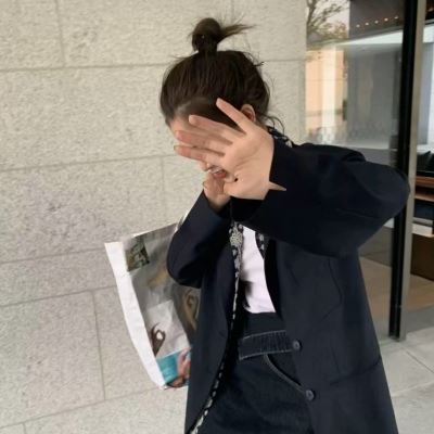 真人头像实拍男生 真人实拍头像图片