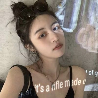 真人头像实拍男生 真人实拍头像图片