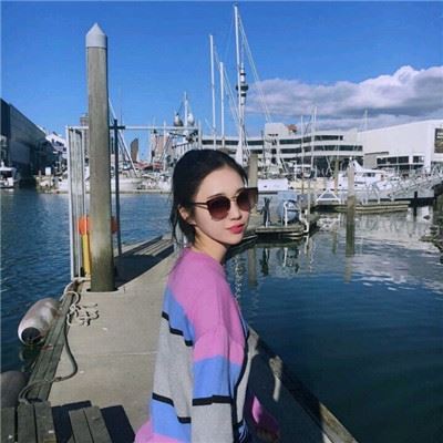 抖音里流行的情侣头像一左一右 情侣头像抖音一男一女分开的