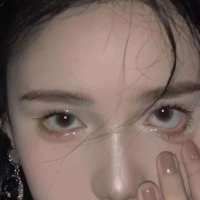 精选女头高清图片 新鲜头像女