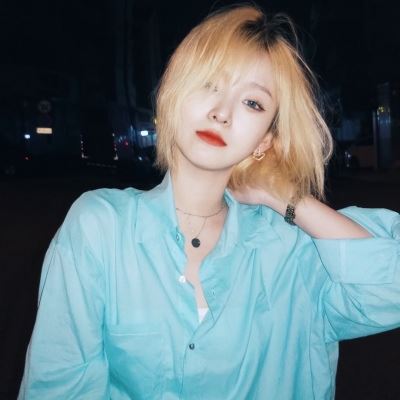 女头韩系高冷 头像 韩系女头个性戴眼镜