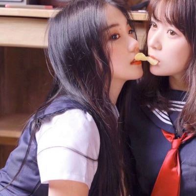 好看的闺蜜头像双人 超好看的二人闺蜜头像真人版