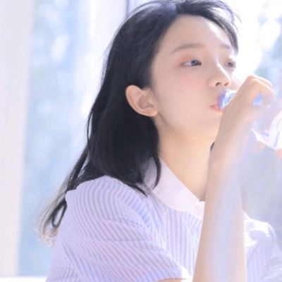 女生头像 简单 干净 简单的头像 干净女生头像