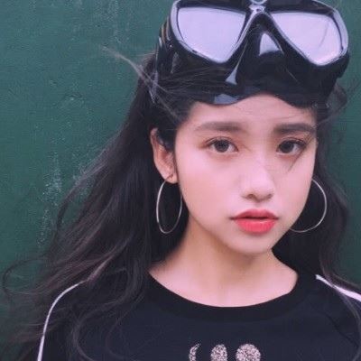 清纯干净温柔女生头像背影 清纯干净温柔女生头像不露脸