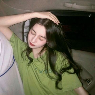 清纯干净温柔女生头像背影 清纯干净温柔女生头像不露脸