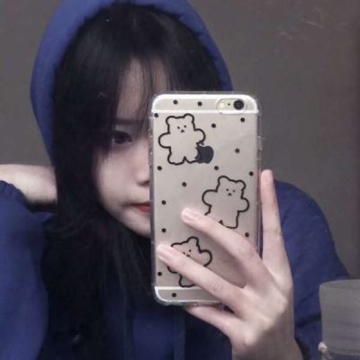 蓝色头发的真人女头像 深蓝色头像女生真人