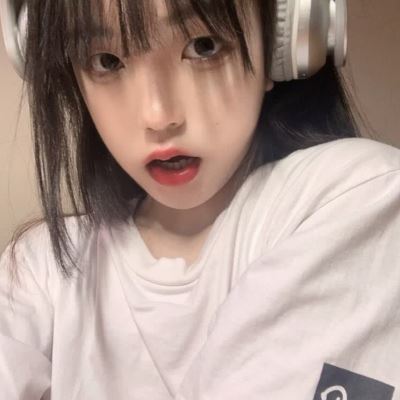 青春美女大头像真人 青春美美女卡通图片头像