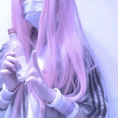 很仙的头像女生不露脸背影 很仙的头像女生不露脸唱笑柄视频