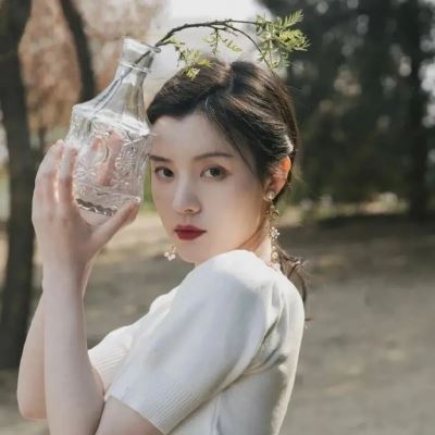 干净清新头像女漫画 干净清新头像女神