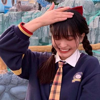 美女头像小清新个性真人背影 美女头像小清新个性真人 女生初中