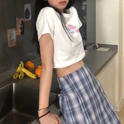 潮酷头像女不露脸半身裤子 潮酷头像女不露脸