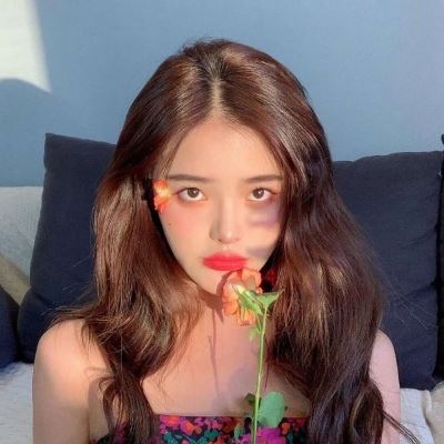 五官清晰头像女 生活照 五官清晰头像女高清