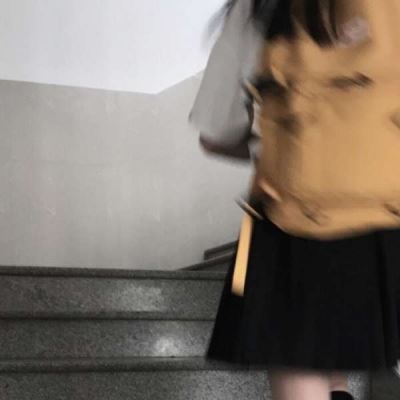 美女头像个性真人头像不露脸 美女心头像真人挡脸个性