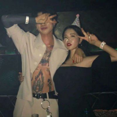 00后个性情侣头像 情侣头像00后最火的 情侣头像