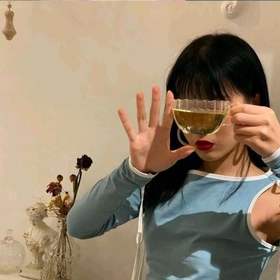 好看的网图头像女 网络图片头像女生专用背影