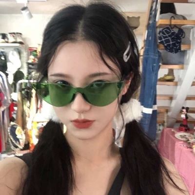 酷女孩头像 真人 酷女生头像真人