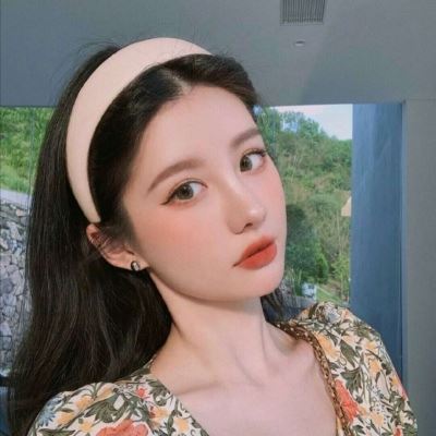 女头成熟有气质 成熟女人味发型