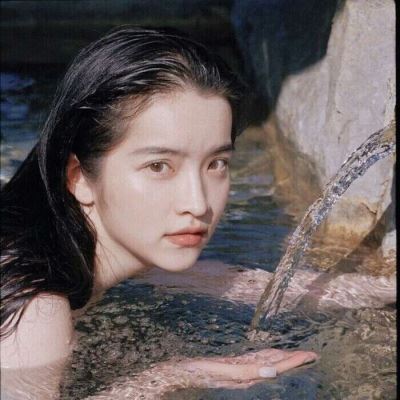 女头成熟有气质 成熟女人味发型
