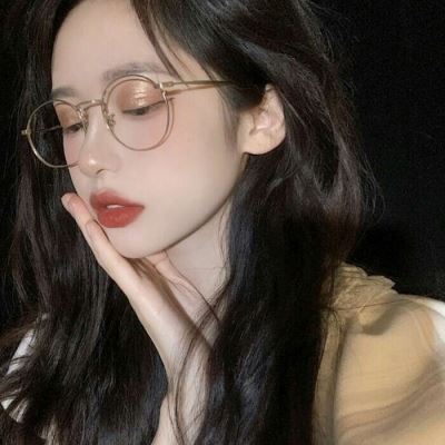 闺蜜头像一人一半真人不露脸 闺蜜头像一人一半真人霸气