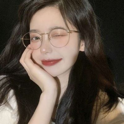 闺蜜头像一人一半真人不露脸 闺蜜头像一人一半真人霸气