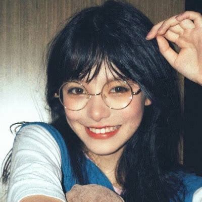 漂亮仙气小姐姐头像漫画 漂亮仙气小姐姐头像下半身