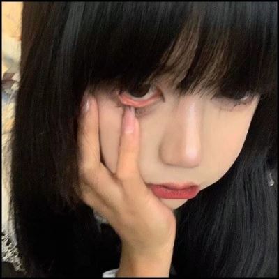 既酷又丧的女生头像 微丧霸气女生头像