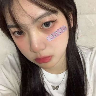 既酷又丧的女生头像 微丧霸气女生头像