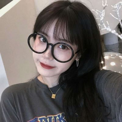 闺蜜头像真人一人一张配对一人一半 真人闺蜜头像两张一对