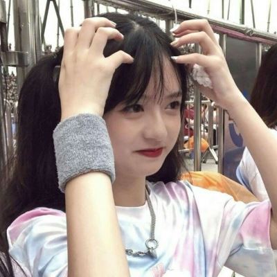 落入凡间的宝藏闺蜜头像 隐藏的闺蜜头像