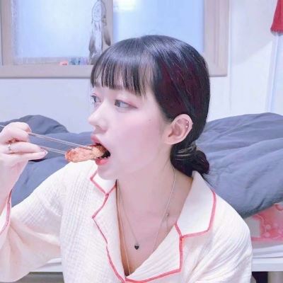 好看女生正脸照片 好看女生的正脸照片