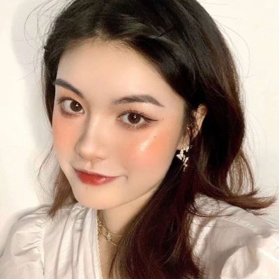 成熟时尚女士微信头像 好看成熟的女生微信头像