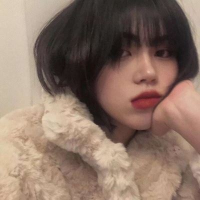 成熟时尚女士微信头像 好看成熟的女生微信头像