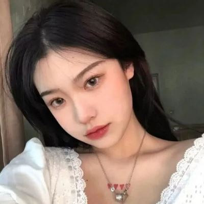 简单朴素的女生头像 朴实女生头像