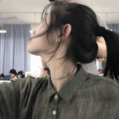 简单朴素的女生头像 朴实女生头像