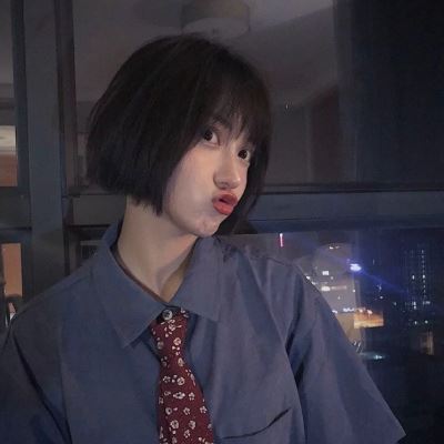 混网女头干净下半身 混网女头干净御姐