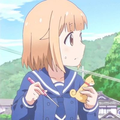 动漫黄头发个性女孩 黄头发的动漫女