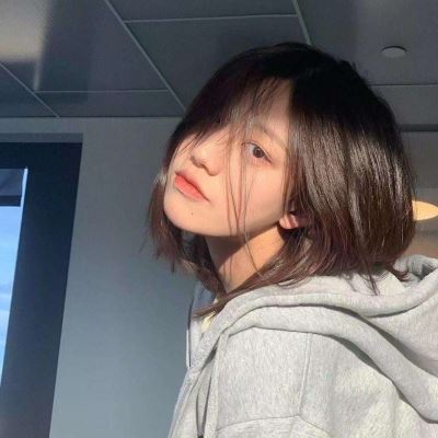 最时尚的美女头像 好看的时尚头像图片女生