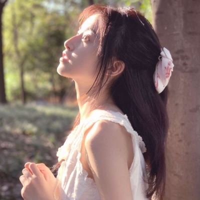 闺蜜头像白色系动漫 闺蜜头像白色系列