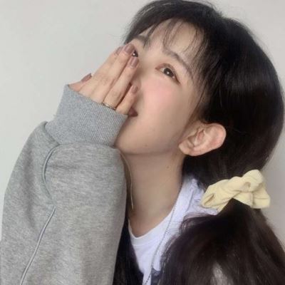 真人美女心爆棚的头像背影 真人美女心爆棚的头像十六岁